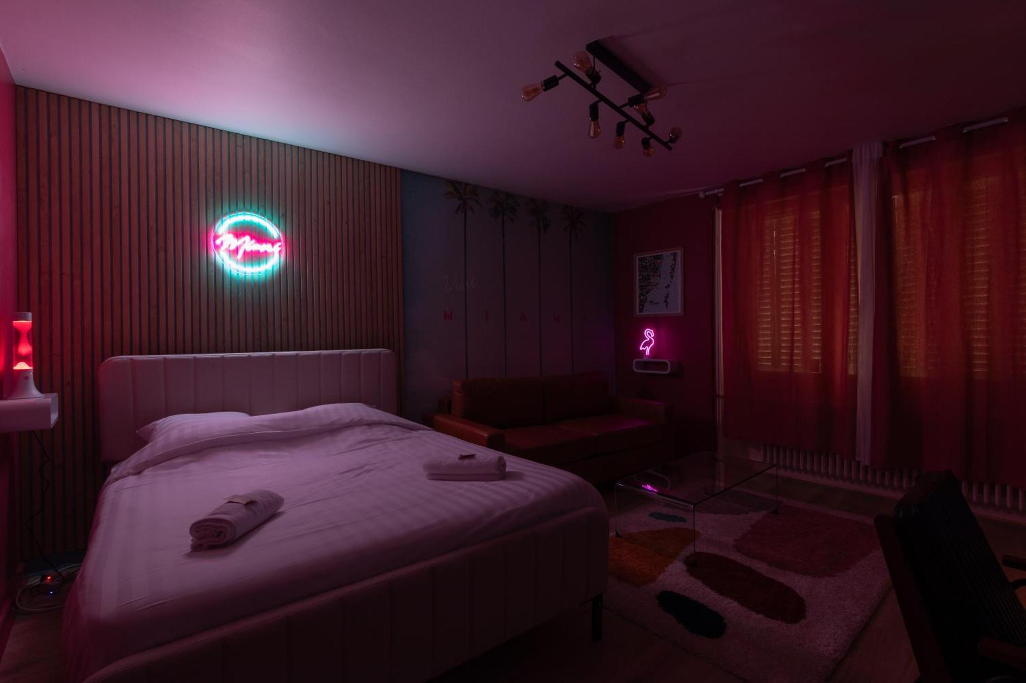 Cabana & Miami 70'S - Proche Parking Et Epicerie Mâcon 外观 照片