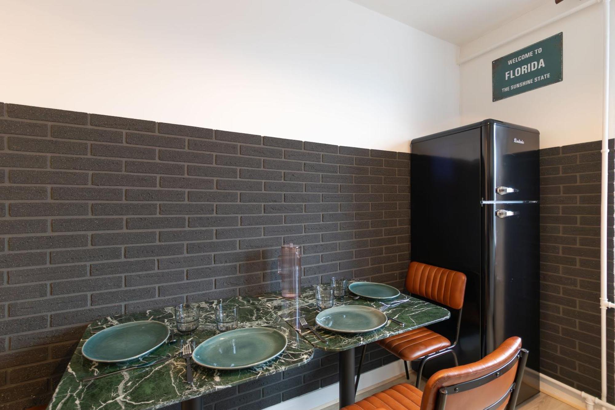 Cabana & Miami 70'S - Proche Parking Et Epicerie Mâcon 外观 照片
